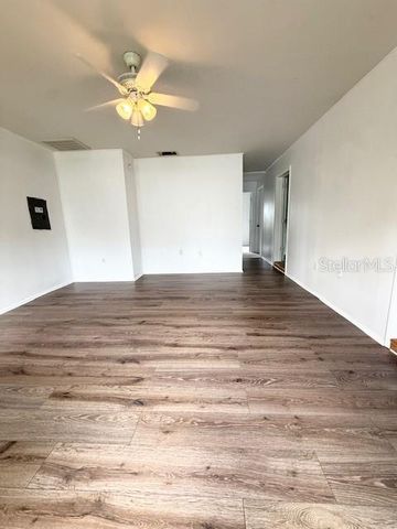 2215 VINE STREET, Orlando, FL 32806
