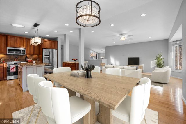 17850 Iten Court S, Lakeville, MN 55044