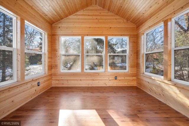 17850 Iten Court S, Lakeville, MN 55044