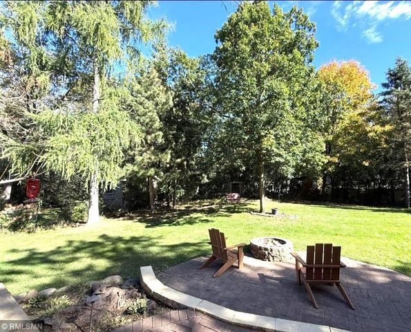 17850 Iten Court S, Lakeville, MN 55044