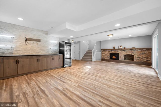 17850 Iten Court S, Lakeville, MN 55044