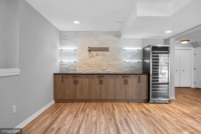 17850 Iten Court S, Lakeville, MN 55044