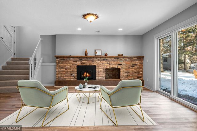 17850 Iten Court S, Lakeville, MN 55044