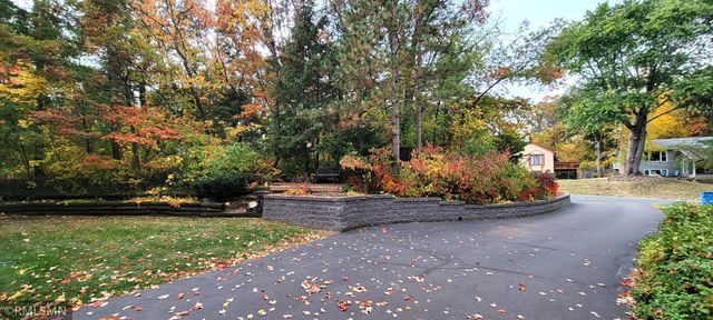 17850 Iten Court S, Lakeville, MN 55044