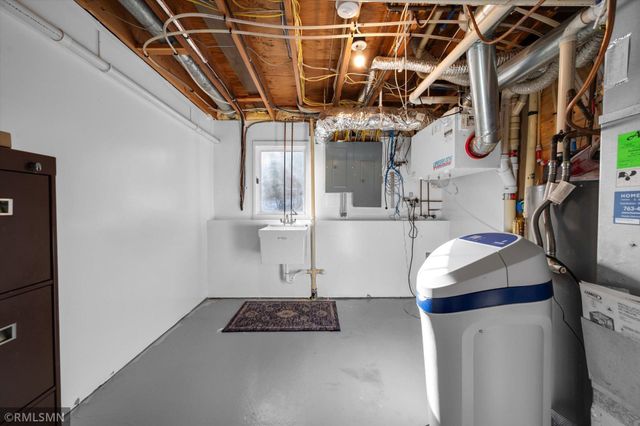 17850 Iten Court S, Lakeville, MN 55044