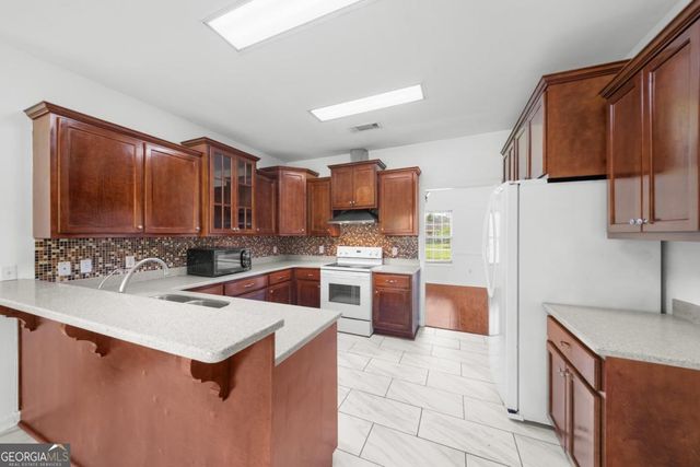 1005 Chase Court, Statesboro, GA 30458