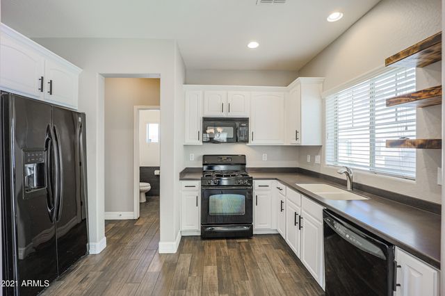 22076 N 103RD Lane 351, Peoria, AZ 85383