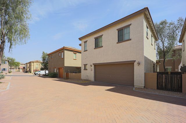 22076 N 103RD Lane 351, Peoria, AZ 85383