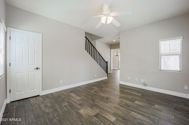 22076 N 103RD Lane 351, Peoria, AZ 85383