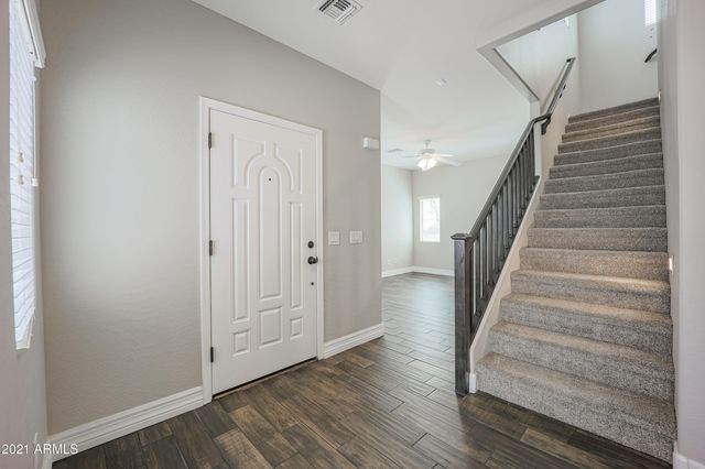 22076 N 103RD Lane 351, Peoria, AZ 85383