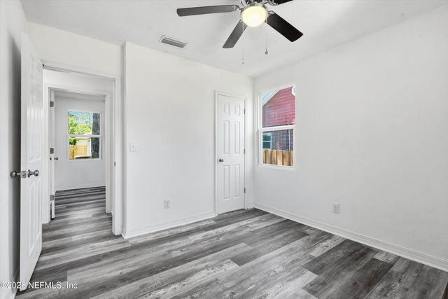 3756 HUNTER Street, Jacksonville, FL 32205