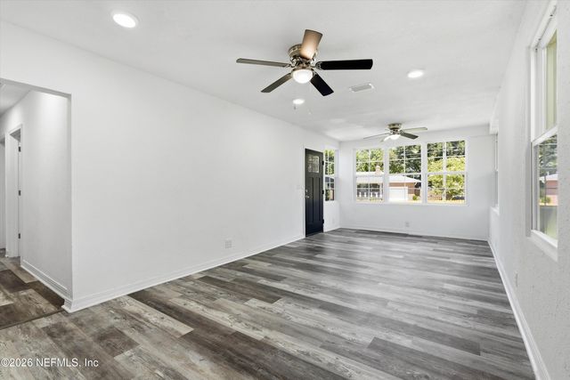 3756 HUNTER Street, Jacksonville, FL 32205