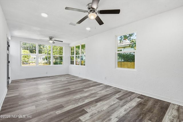 3756 HUNTER Street, Jacksonville, FL 32205