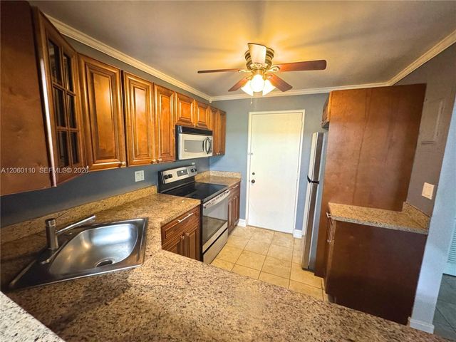 2324 S Cypress Bend Dr 415, Pompano Beach, FL 33069
