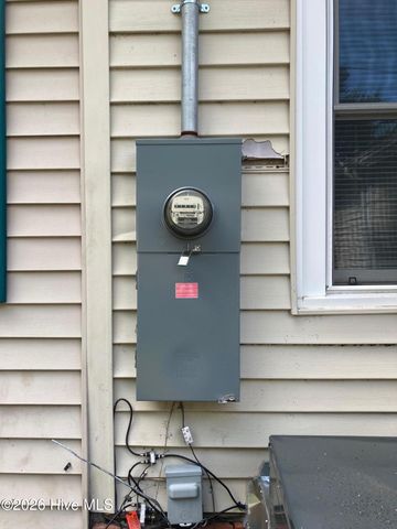 303 E 11th Street, Washington, NC 27889