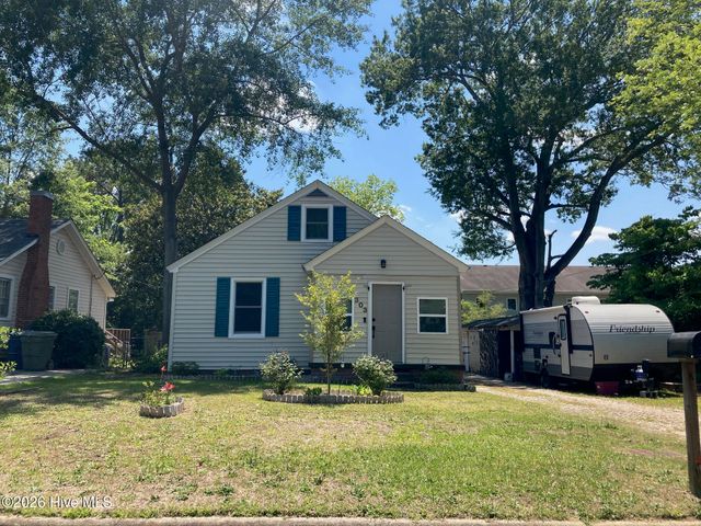 303 E 11th Street, Washington, NC 27889