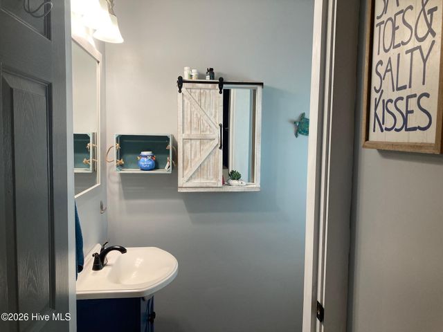 303 E 11th Street, Washington, NC 27889