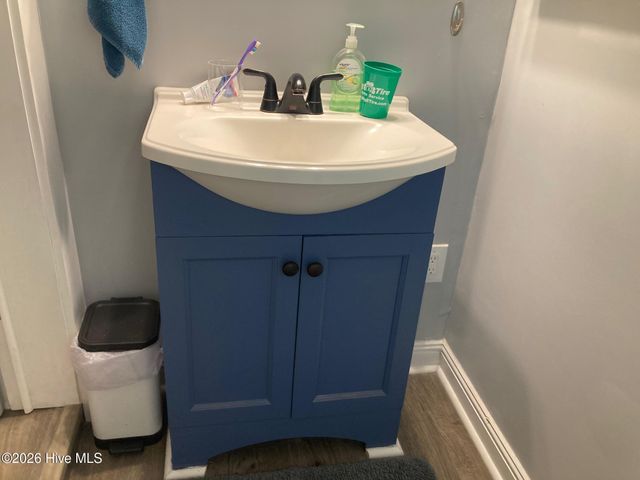303 E 11th Street, Washington, NC 27889
