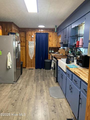 303 E 11th Street, Washington, NC 27889