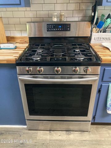 303 E 11th Street, Washington, NC 27889