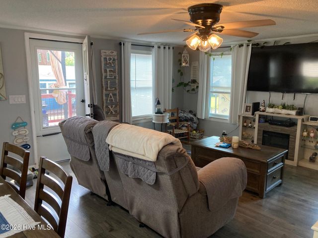 303 E 11th Street, Washington, NC 27889