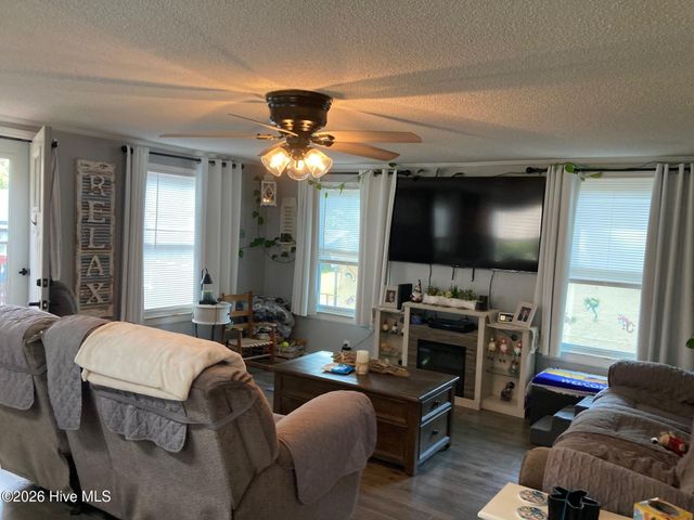 303 E 11th Street, Washington, NC 27889