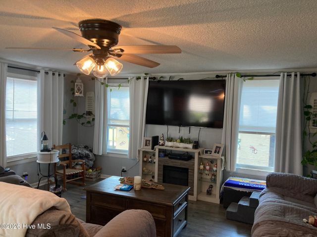 303 E 11th Street, Washington, NC 27889
