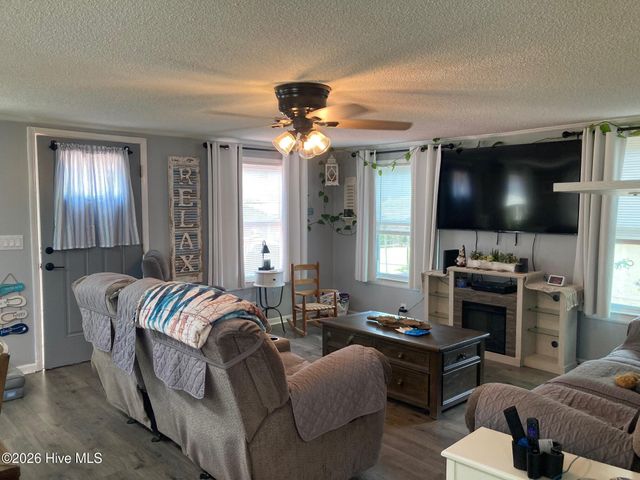 303 E 11th Street, Washington, NC 27889