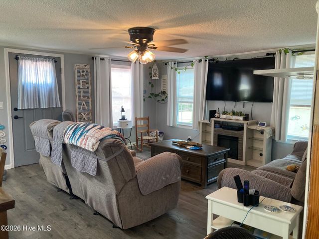 303 E 11th Street, Washington, NC 27889