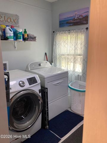 303 E 11th Street, Washington, NC 27889