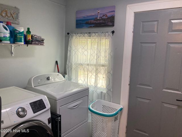 303 E 11th Street, Washington, NC 27889
