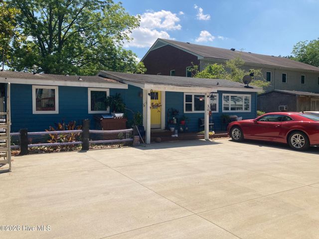 303 E 11th Street, Washington, NC 27889