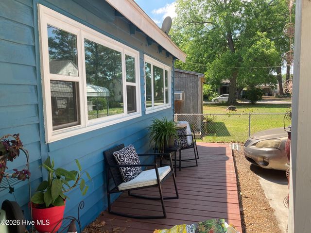 303 E 11th Street, Washington, NC 27889