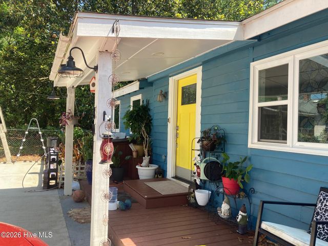 303 E 11th Street, Washington, NC 27889