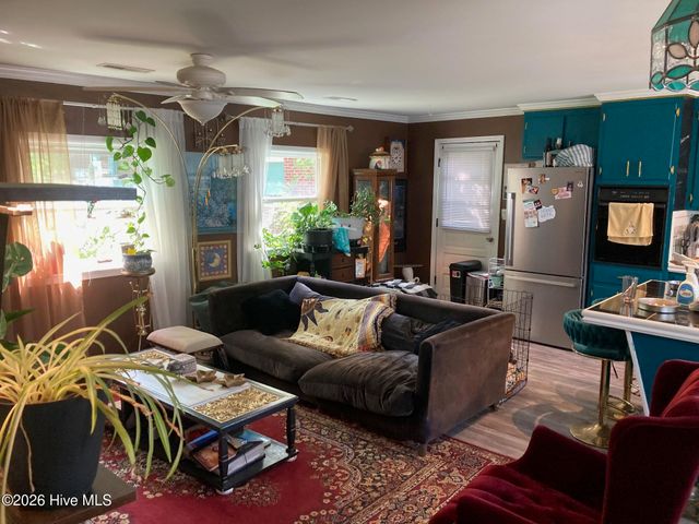 303 E 11th Street, Washington, NC 27889