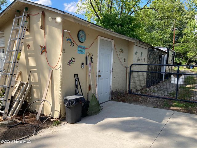303 E 11th Street, Washington, NC 27889