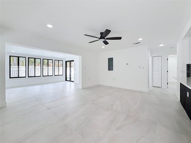 2472 TRADE WINDS DRIVE, Dunedin, FL 34698