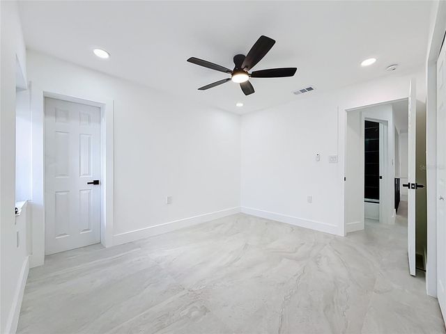 2472 TRADE WINDS DRIVE, Dunedin, FL 34698