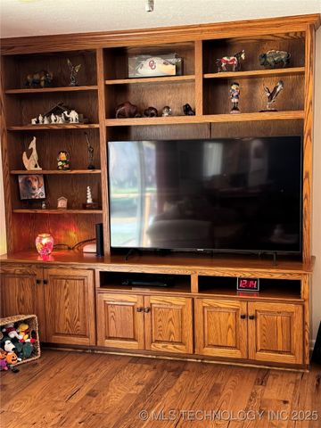 2136 Starlight Court, Bartlesville, OK 74006