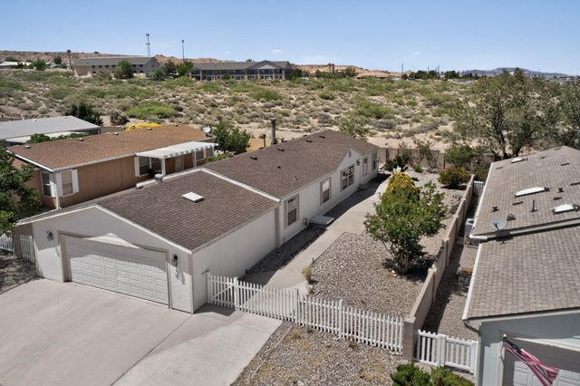 110 Sunrise Bluffs Drive, Belen, NM 87002