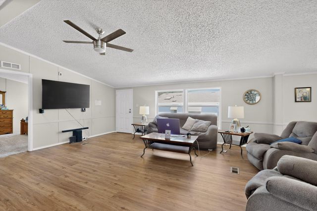110 Sunrise Bluffs Drive, Belen, NM 87002