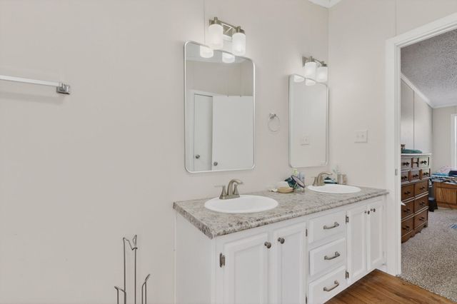 110 Sunrise Bluffs Drive, Belen, NM 87002