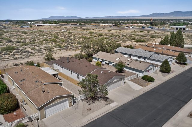 110 Sunrise Bluffs Drive, Belen, NM 87002