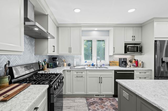528 George Washington Trail, Georgetown, SC 29440