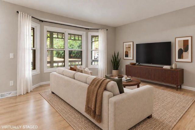 3022 Greenway Trail, Madison, WI 53719