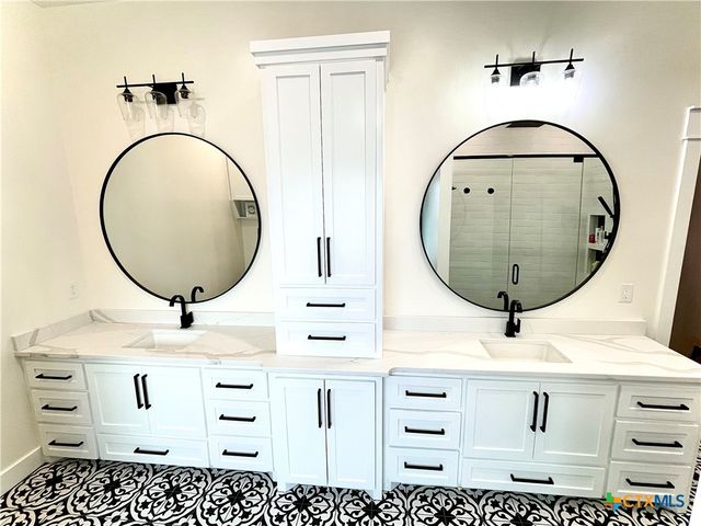 209 Comanche Drive, Gatesville, TX 76528