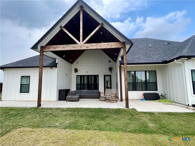 209 Comanche Drive, Gatesville, TX 76528