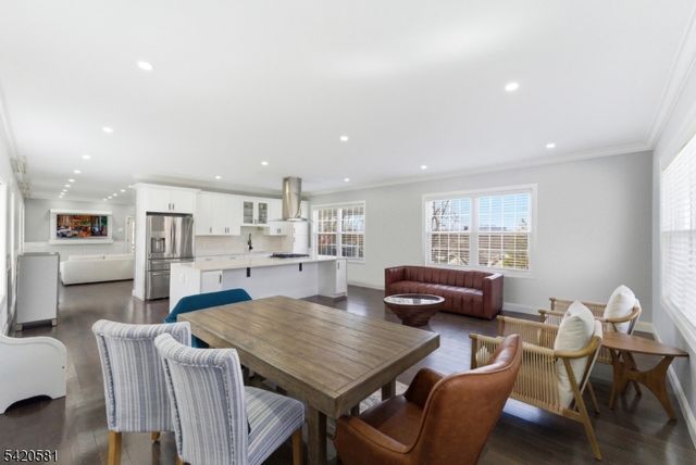 10 Hillside Ave, North Caldwell Boro, NJ 07006