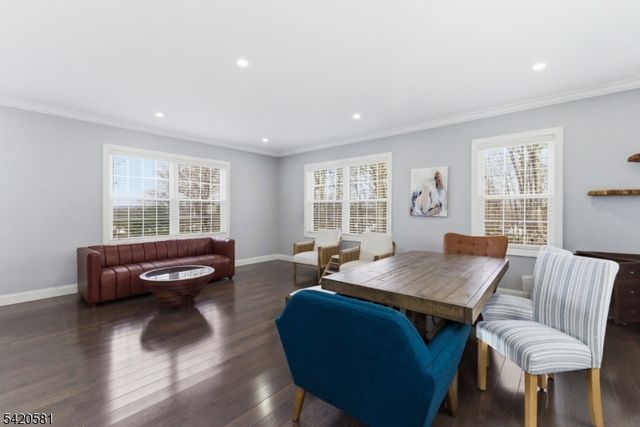 10 Hillside Ave, North Caldwell Boro, NJ 07006