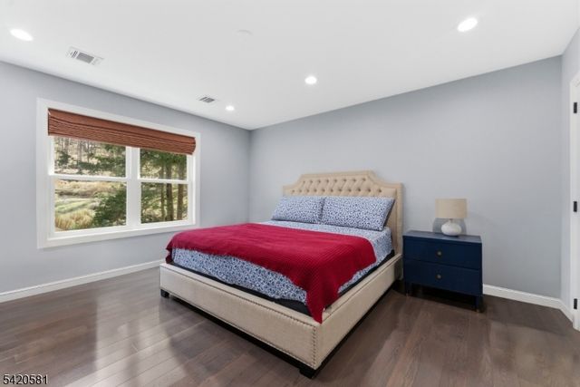 10 Hillside Ave, North Caldwell Boro, NJ 07006